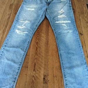AMERICAN EAGLE Men's distressed jeans. 34 x 32 SLIM